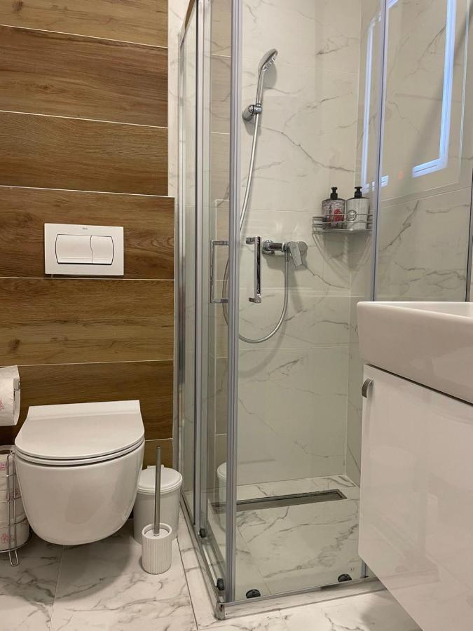 Apartament Spring Deluxe Nowy Sad Zewnętrze zdjęcie