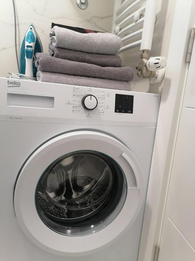 Apartament Spring Deluxe Nowy Sad Zewnętrze zdjęcie